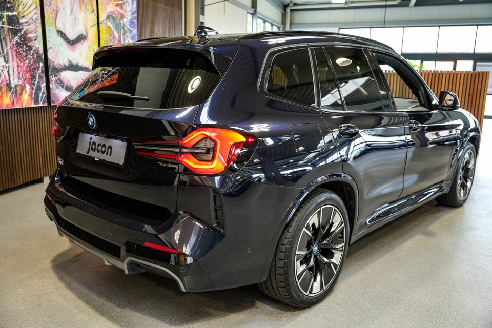 BMW iX3 Charged Plus M-Sport 5d