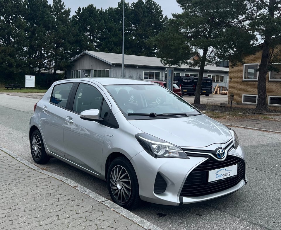 Toyota Yaris 1,5 Hybrid H2 e-CVT 5d