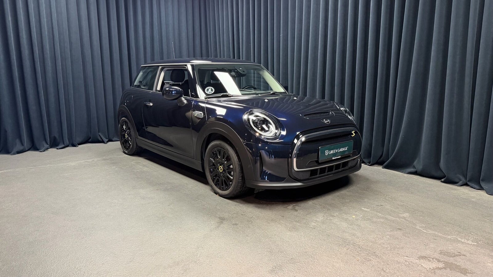 MINI Cooper SE Essential 3d