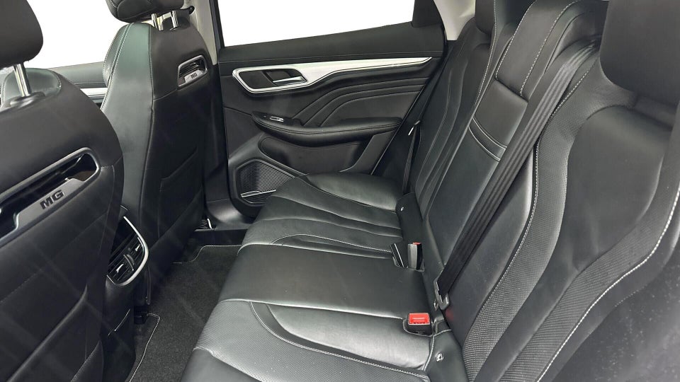 MG Marvel R Luxury 5d