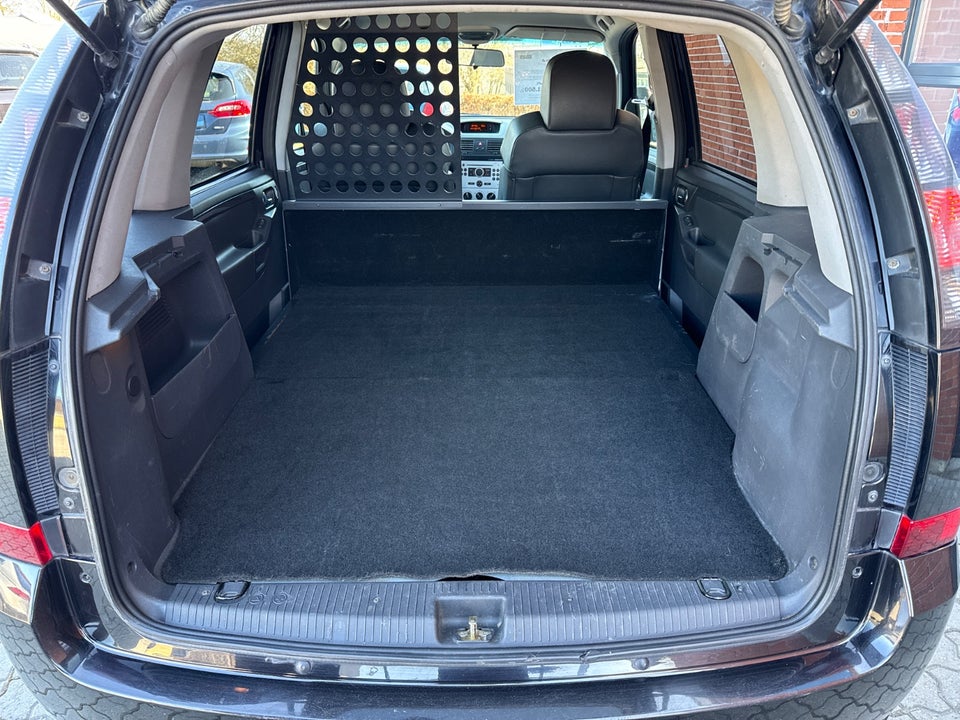 Opel Meriva 1,6 OPC Activan 5d