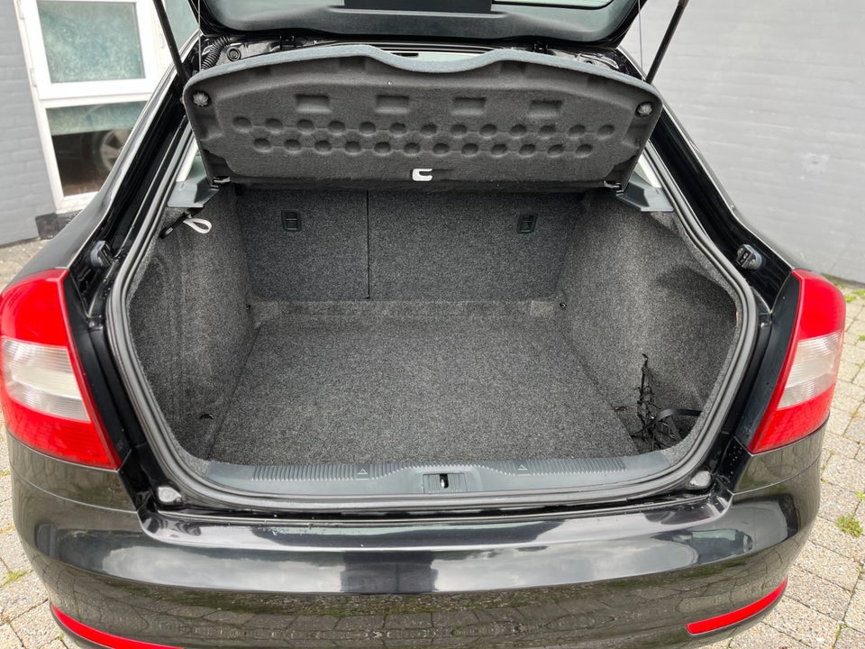 Skoda Octavia 1,6 TDi 105 GreenLine 5d