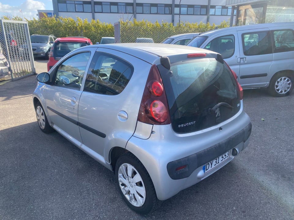 Peugeot 107 1,0 Active Air 5d