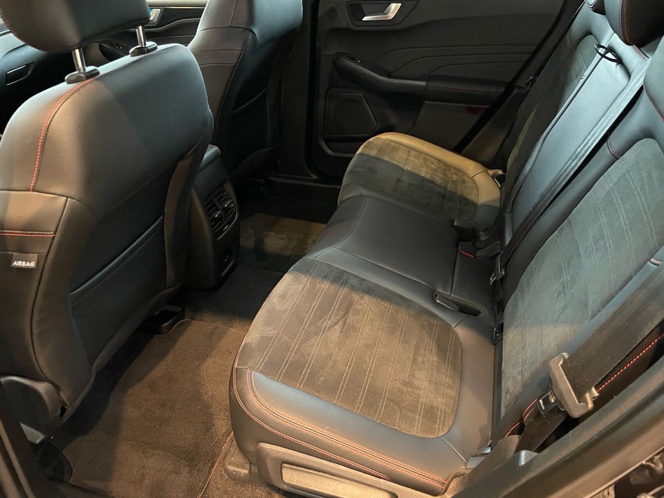 Ford Kuga 2,5 PHEV ST-Line X CVT 5d