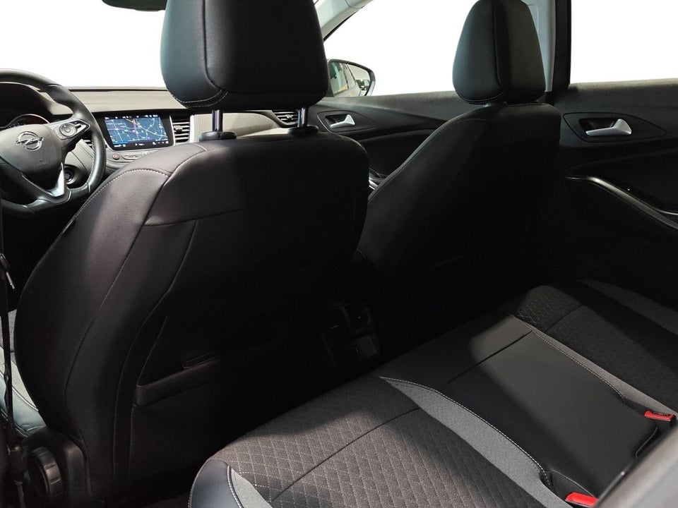 Opel Grandland X 1,6 Hybrid Ultimate aut. 5d