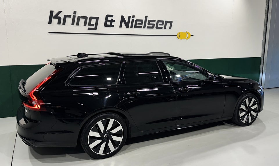 Volvo V90 2,0 T6 ReCharge Ultimate Dark aut. AWD 5d