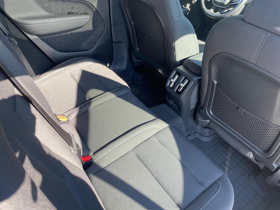 Volvo EC40 Twin Black Edition 5d