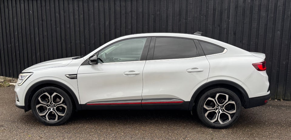 Renault Arkana 1,6 E-Tech Intens 5d