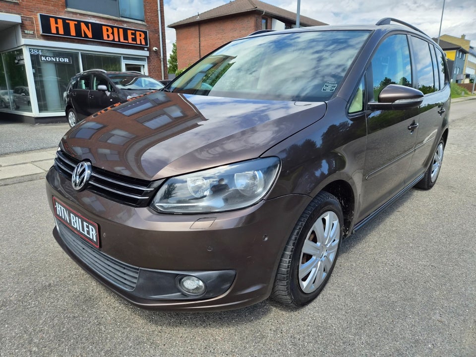 VW Touran 2,0 TDi 140 Comfortline DSG 7prs 5d