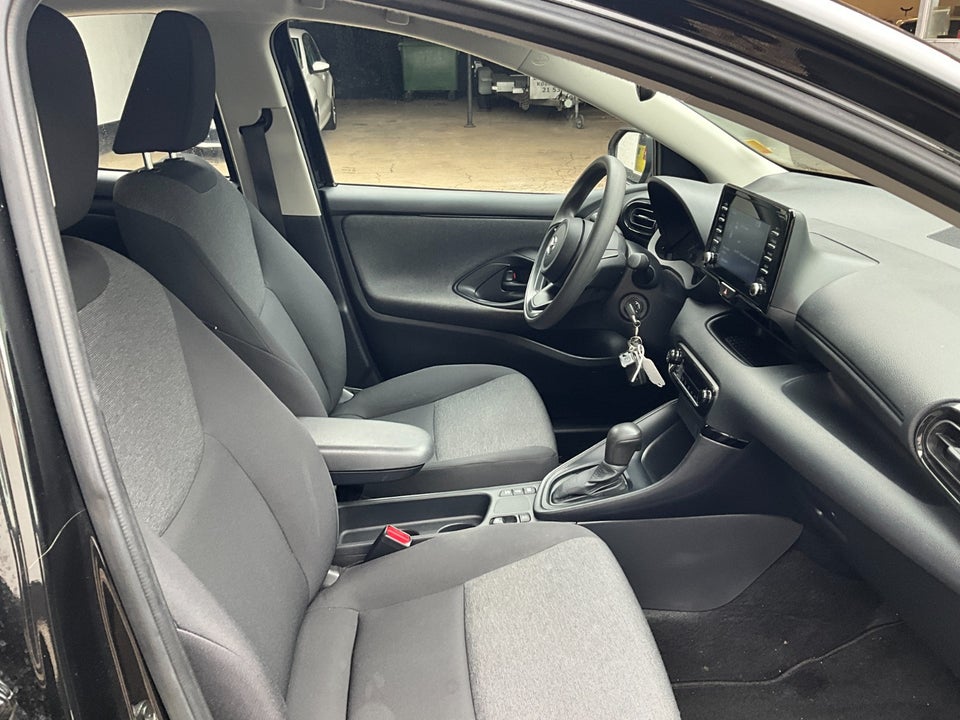 Mazda 2 1,5 Hybrid Pure CVT 5d