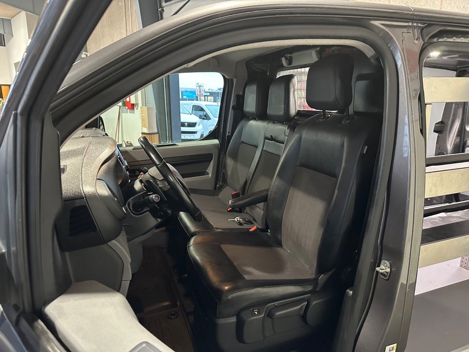 Peugeot Expert 2,0 BlueHDi 180 L2 Ultimate EAT6 Van