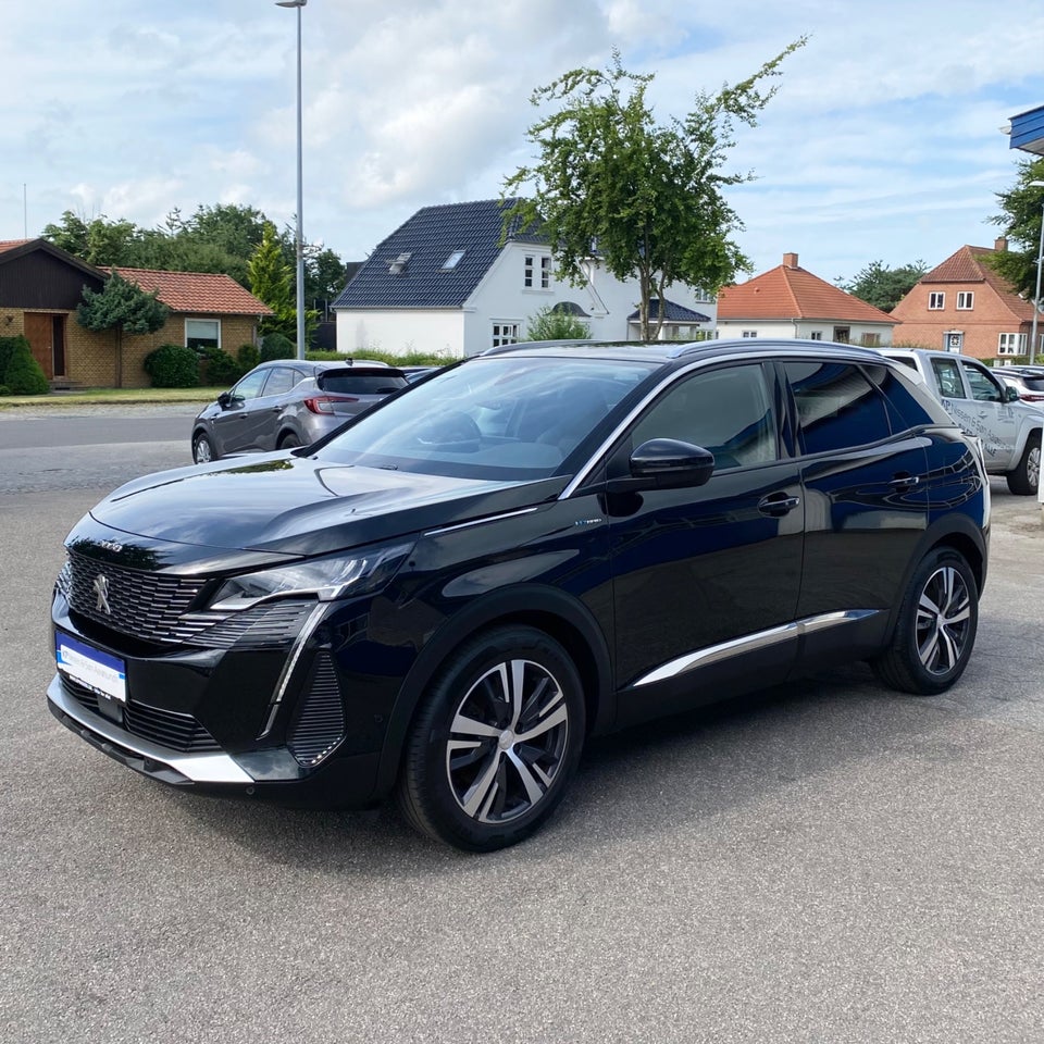 Peugeot 3008 1,6 Hybrid Allure EAT8 5d