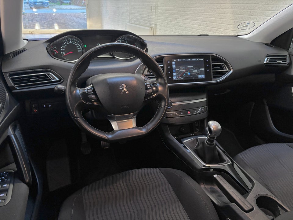 Peugeot 308 1,6 BlueHDi 120 Active SW 5d