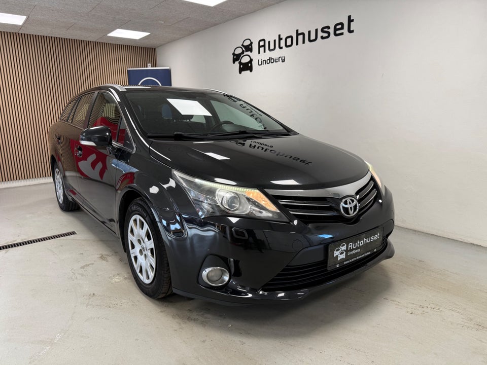 Toyota Avensis 2,0 D-4D T2 stc. 5d