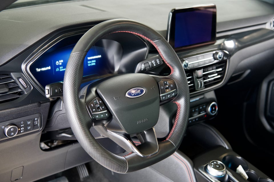 Ford Kuga 2,5 PHEV ST-Line CVT 5d