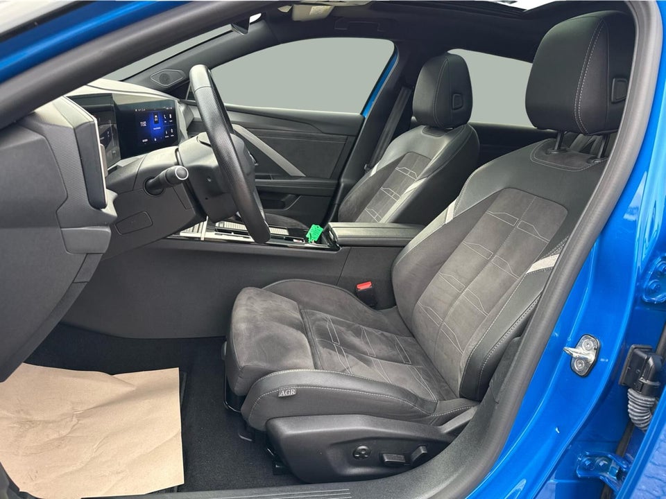 Opel Astra-e 54 Ultimate 5d