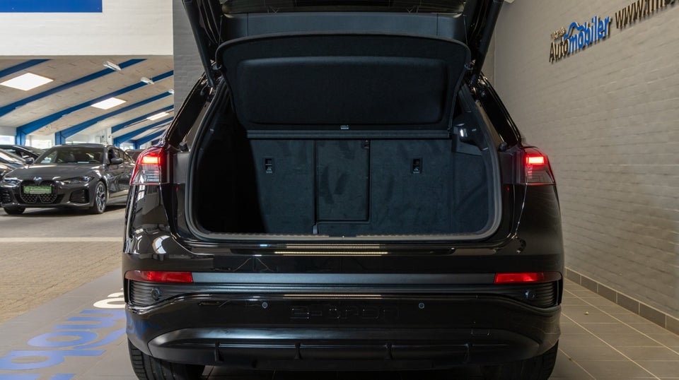 Audi Q4 e-tron 40 S-line 5d