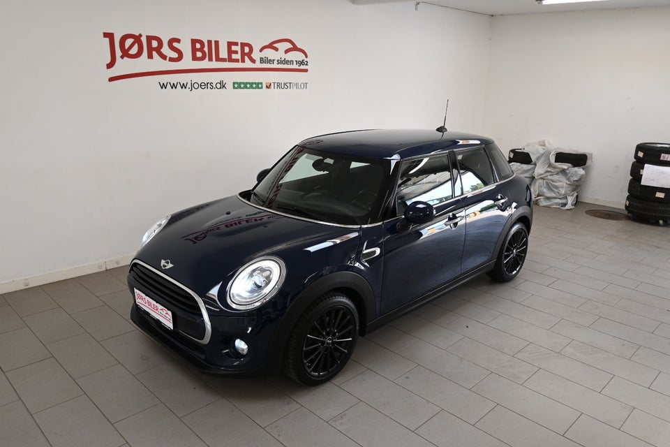 MINI Cooper 1,5 Essential Edition 5d