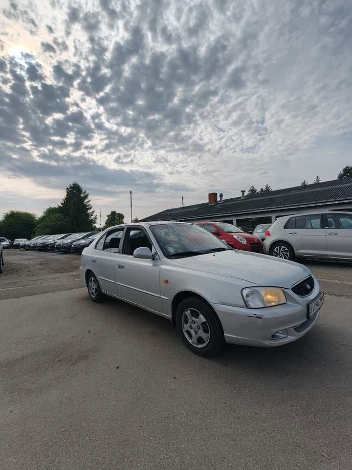 Hyundai Accent 1,5 GLS 5d