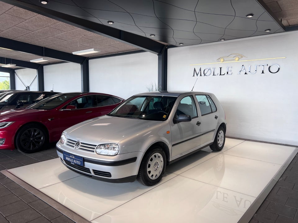 VW Golf IV 1,6 Comfortline aut. 5d