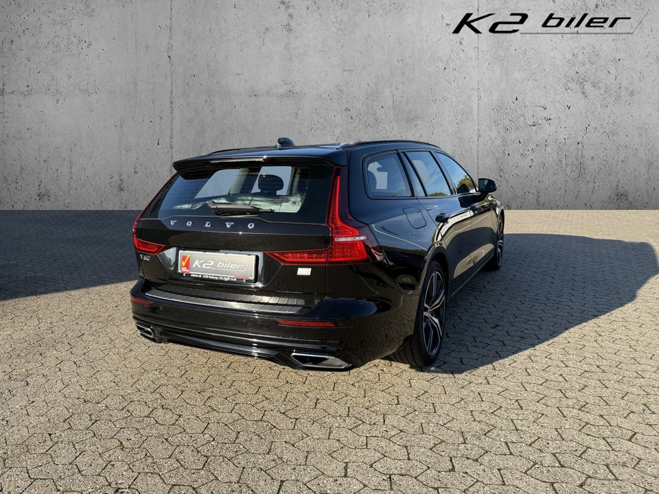 Volvo V60 2,0 T6 ReCharge R-Design aut. AWD 5d