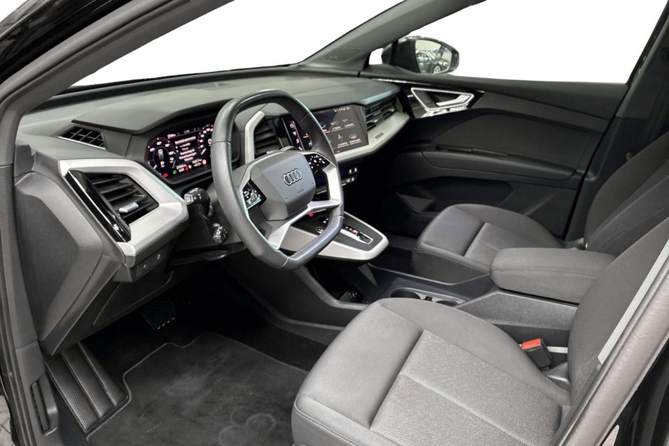 Audi Q4 e-tron 45 Progress 5d