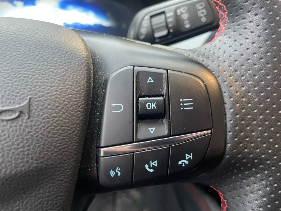 Ford Kuga 2,5 PHEV ST-Line X CVT 5d