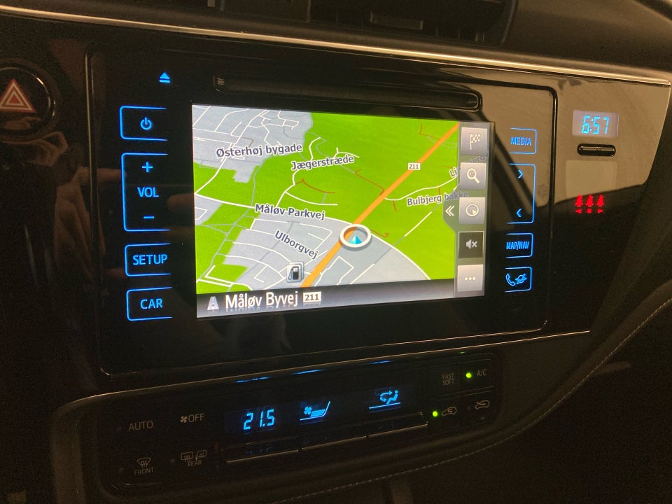 Toyota Auris 1,8 Hybrid H2 Comfort Touring Sports CVT 5d