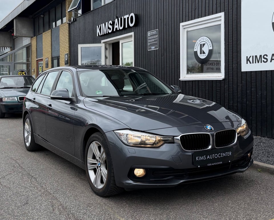 BMW 320d 2,0 Touring aut. 5d