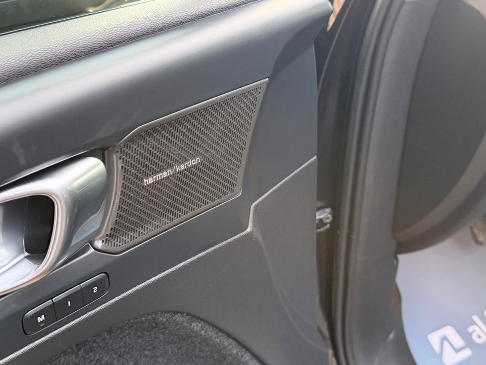 Volvo XC40 P6 ReCharge Ultimate 5d