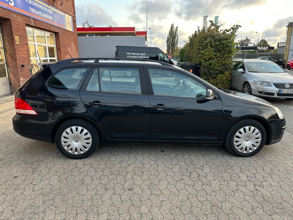 VW Golf V 1,6 Comfortline 5d