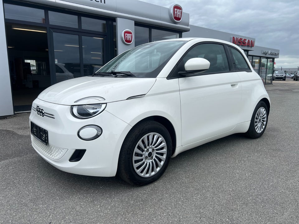 Fiat 500e 42 Icon 3d