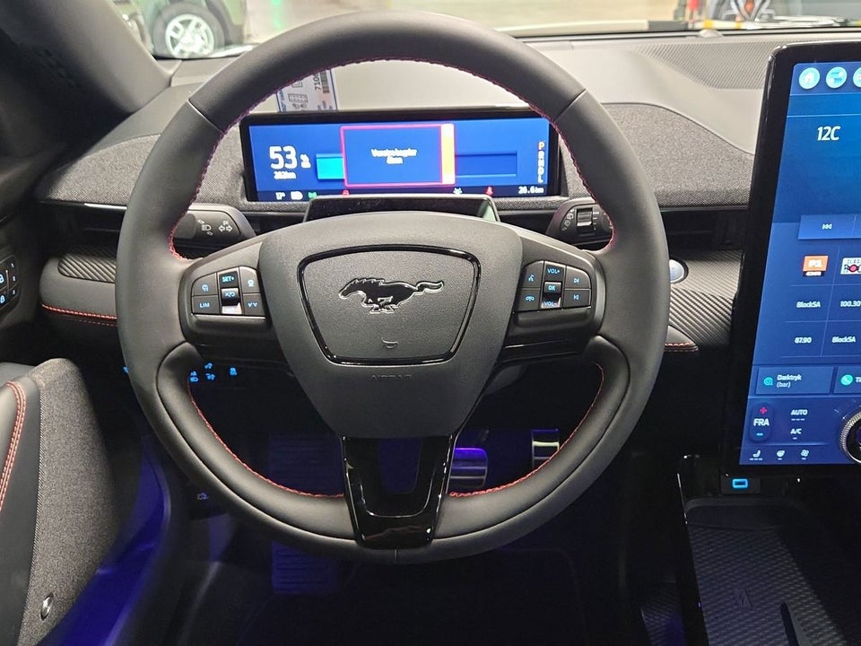 Ford Mustang Mach-E 98 Premium Extended Range AWD 5d