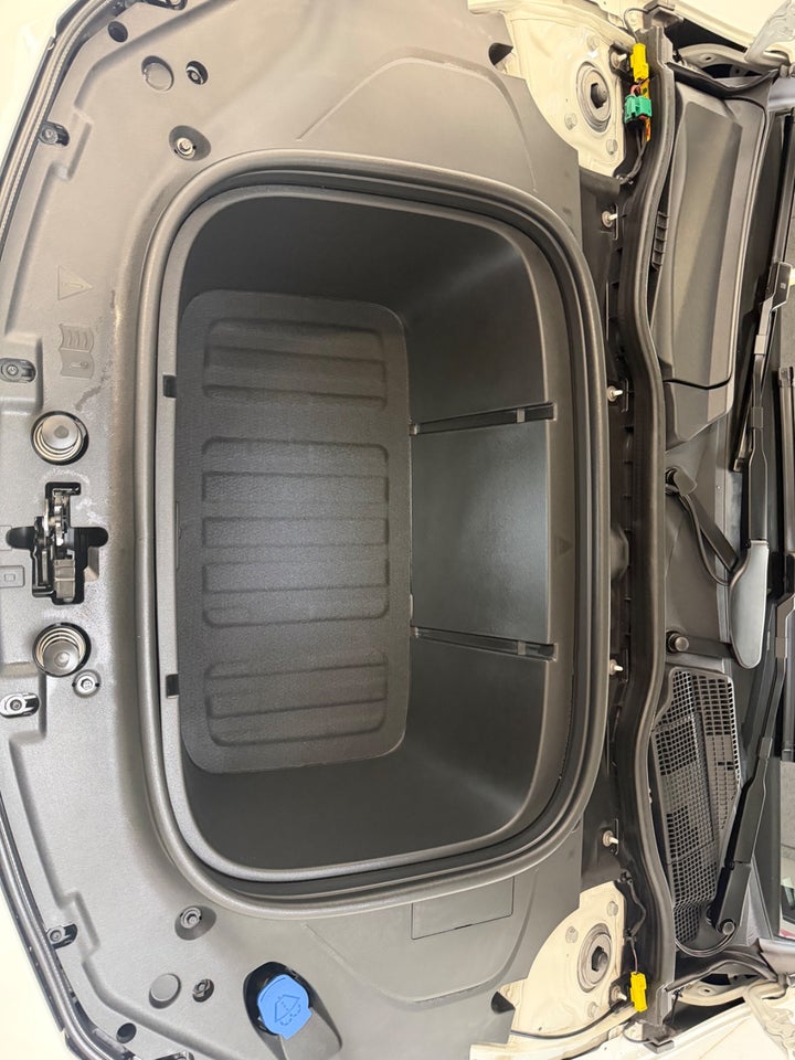 Mercedes CLA250+ electric Progressive 4d