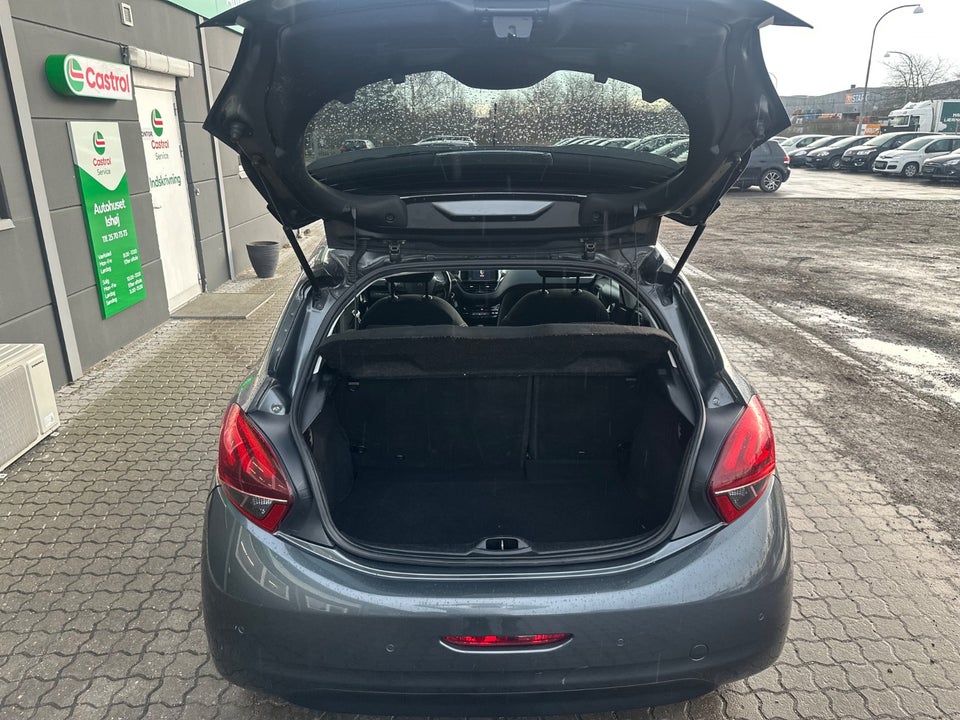Peugeot 208 1,2 VTi 82 Active 5d