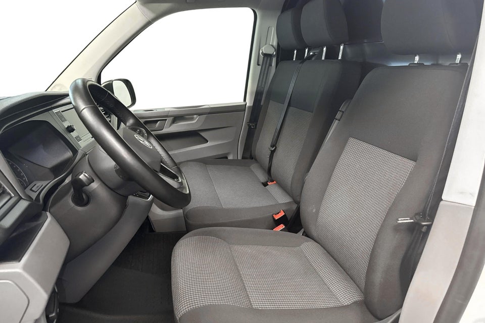 VW Transporter 2,0 TDi 150 Kassevogn DSG lang