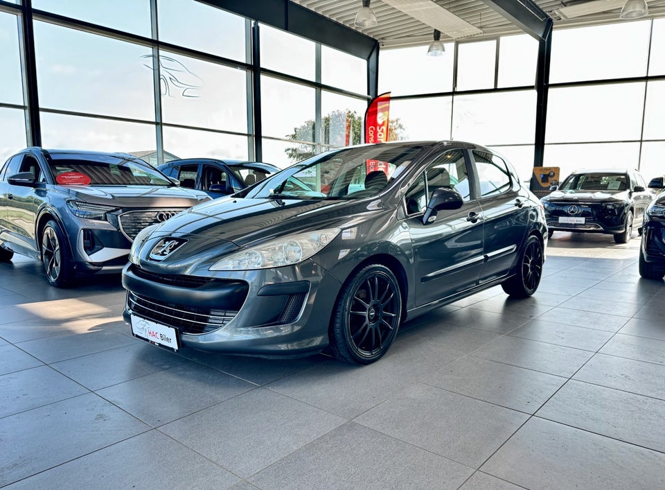 Peugeot 308 1,6 VTi Premium 5d