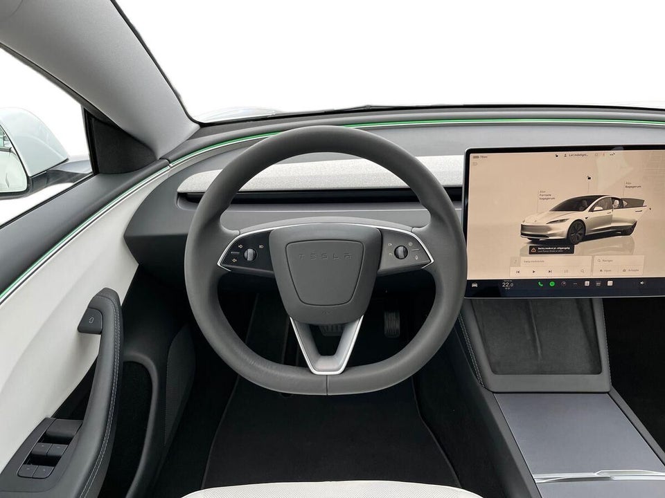 Tesla Model 3 RWD 4d