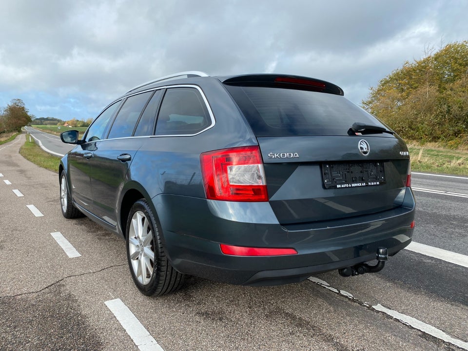 Skoda Octavia 1,4 TSi 140 Elegance Combi 5d