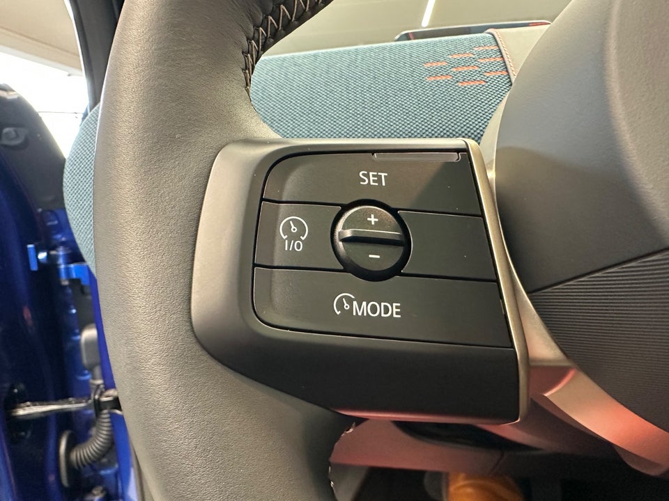 MINI Aceman E Favoured Trim L 5d