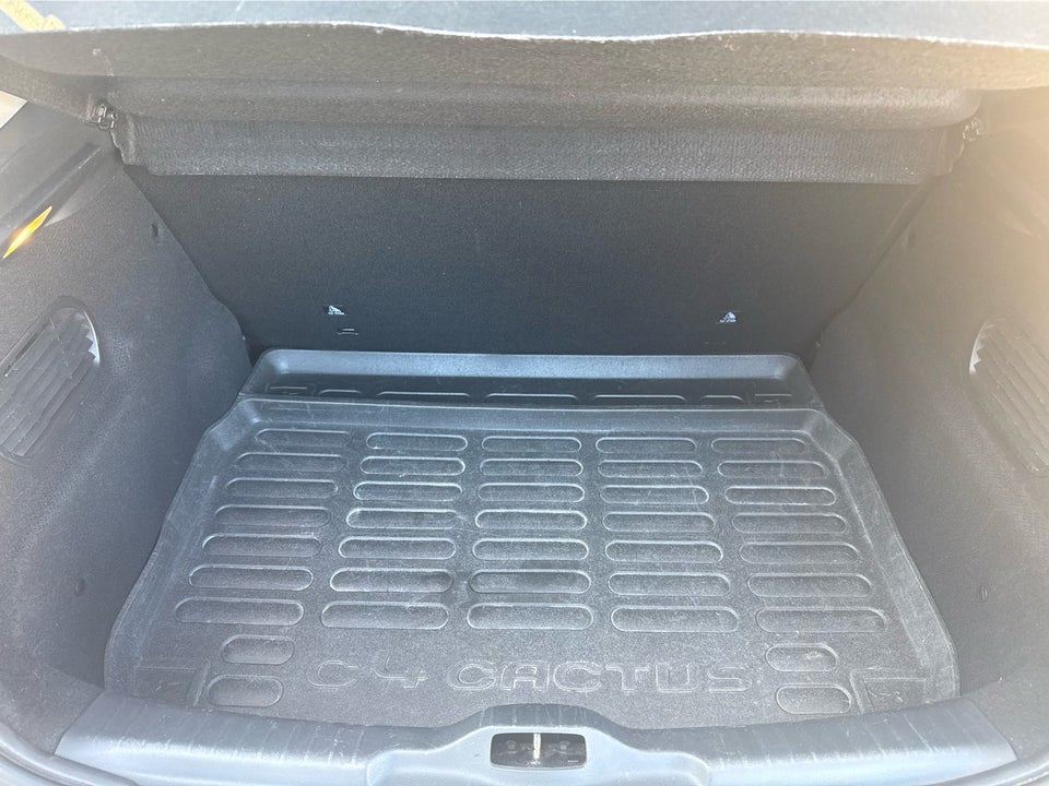 Citroën C4 Cactus 1,2 PureTech 82 Feel 5d