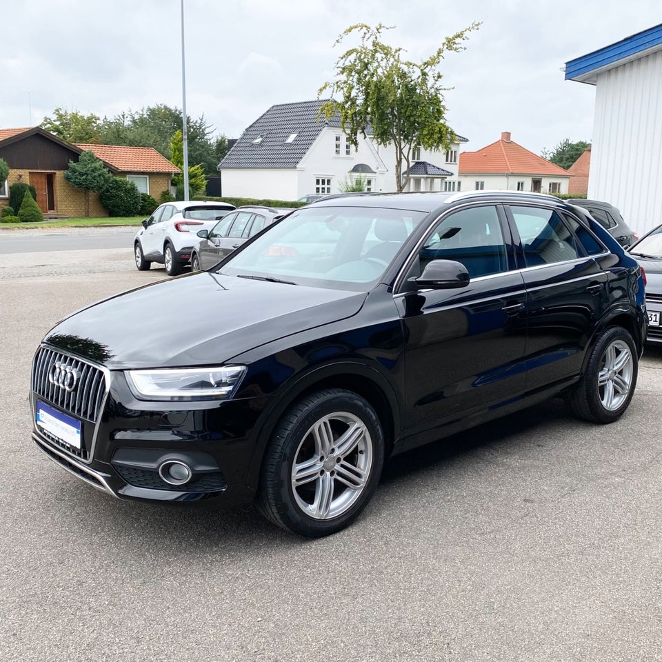 Audi Q3 2,0 TDi 140 5d