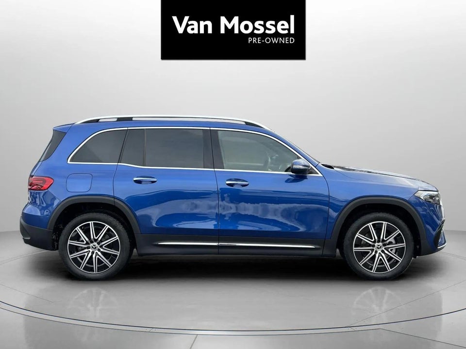 Mercedes EQB300 AMG Line 4Matic 5d