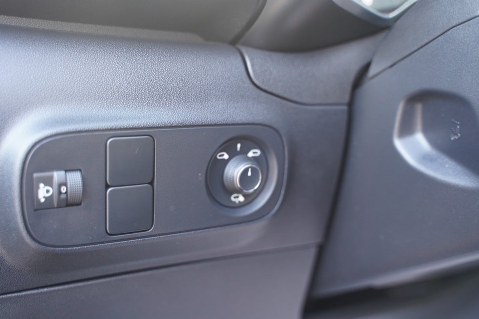 Citroën C3 1,2 PureTech 110 Shine Sport EAT6 5d