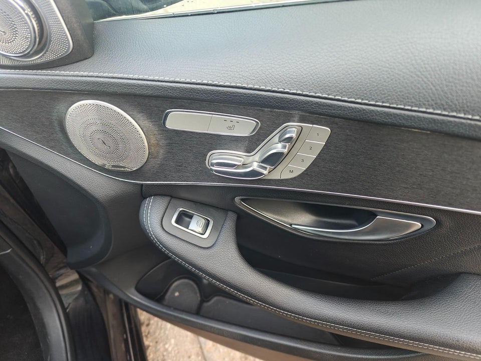 Mercedes C220 d 2,2 AMG Line stc. aut. 5d