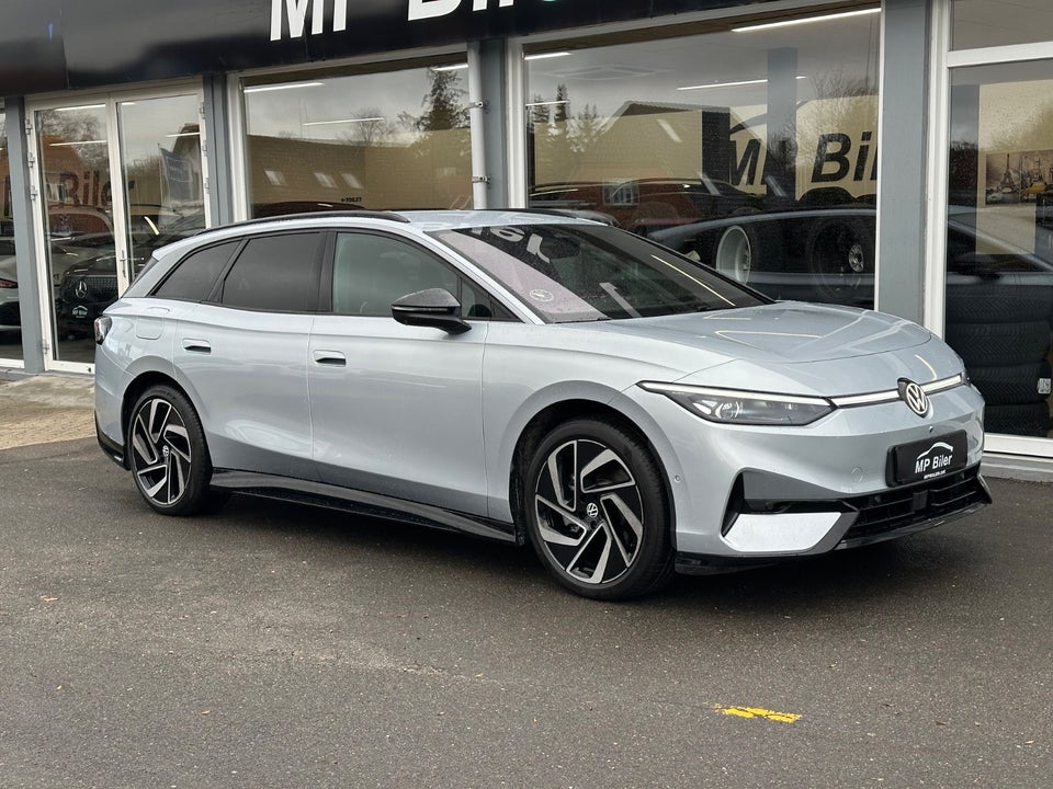 VW ID.7 77 Pro Tourer 5d