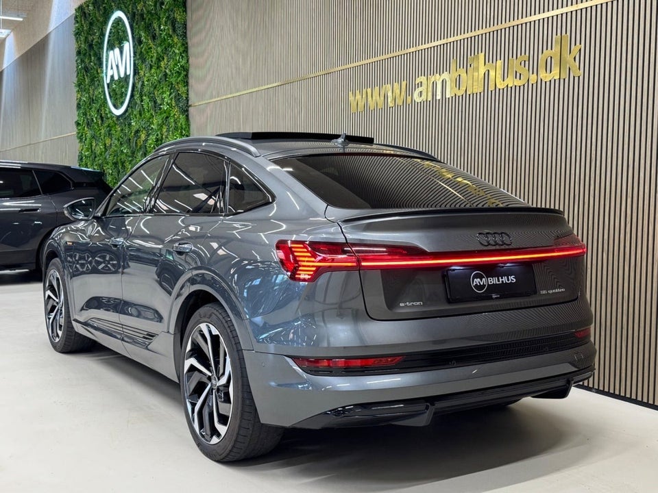 Audi e-tron 55 S-line Sportback quattro 5d