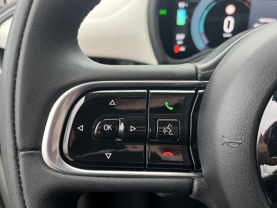 Fiat 500e 42 Icon 3+1 4d