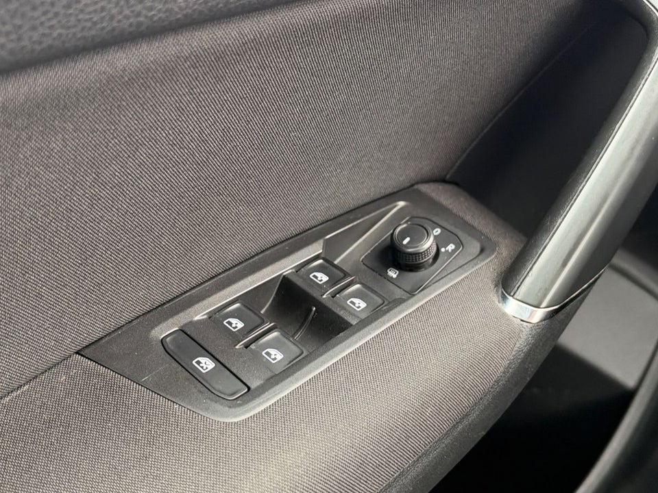 VW Touran 1,6 TDi 115 Comfortline DSG 7prs 5d
