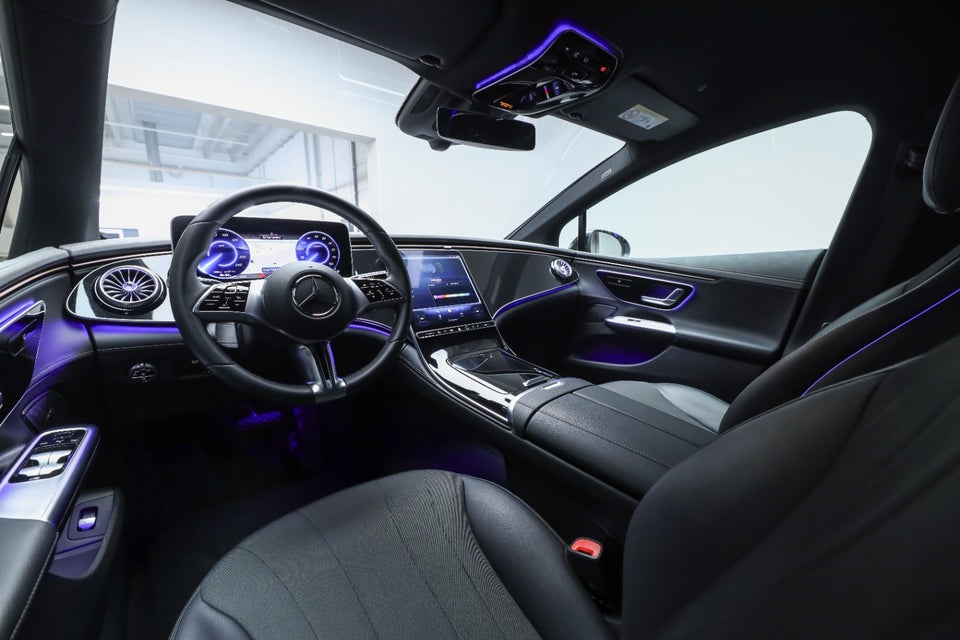 Mercedes EQE350 Electric Art 4d